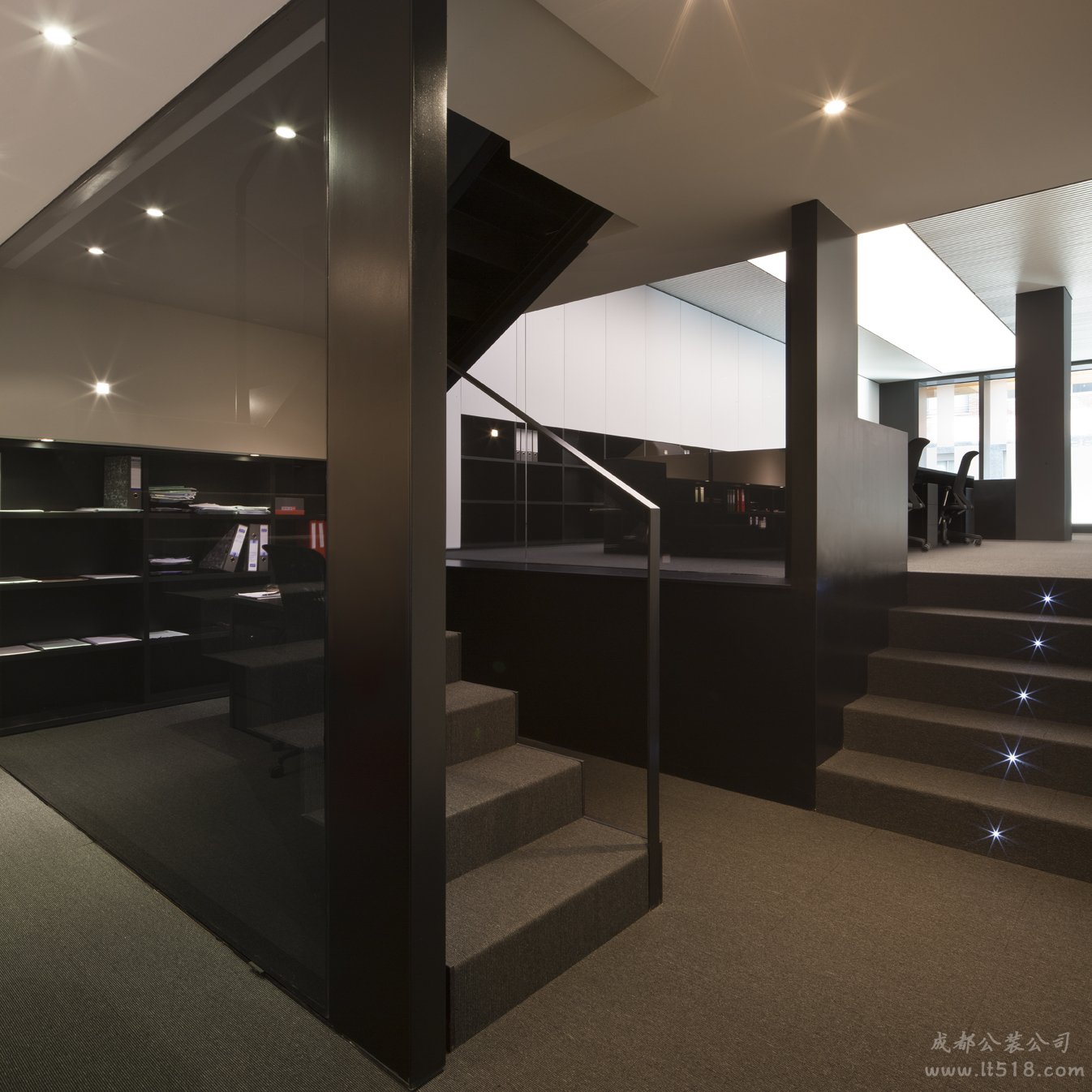 成都辦公室裝修哪家好？辦公室裝修應(yīng)該