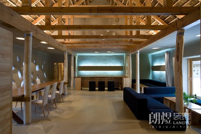 　　歐式休閑會(huì)所裝修風(fēng)格圖片