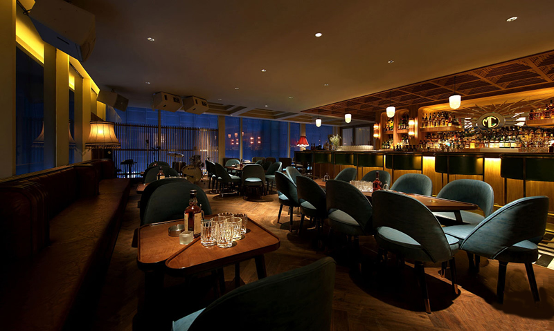 特色小酒吧吧臺側(cè)面